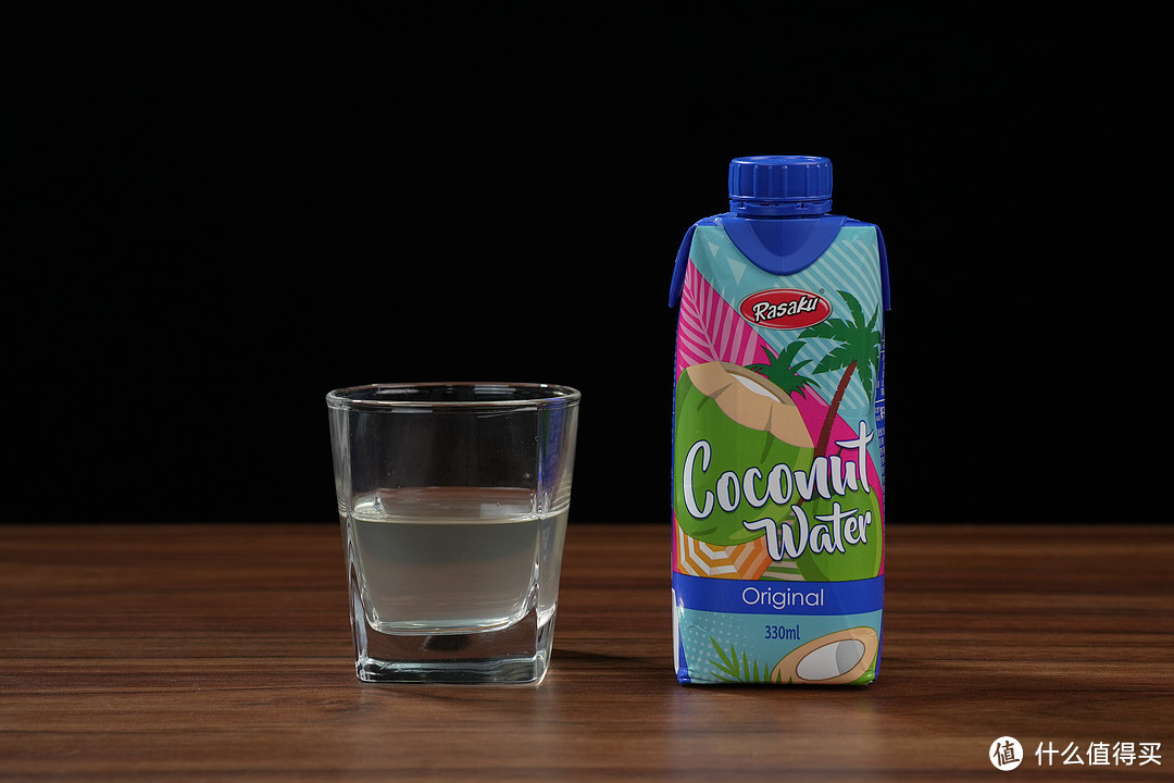 花了2k+为你测评35款椰子水，究竟哪款才是真正的低脂低卡快乐水？