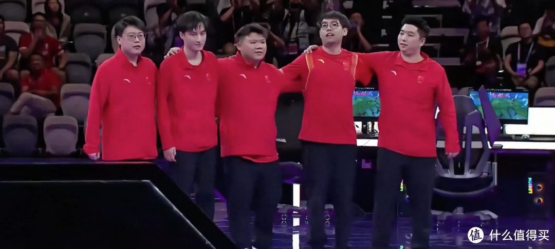 中国队夺得亚运会《刀塔2》项目金牌