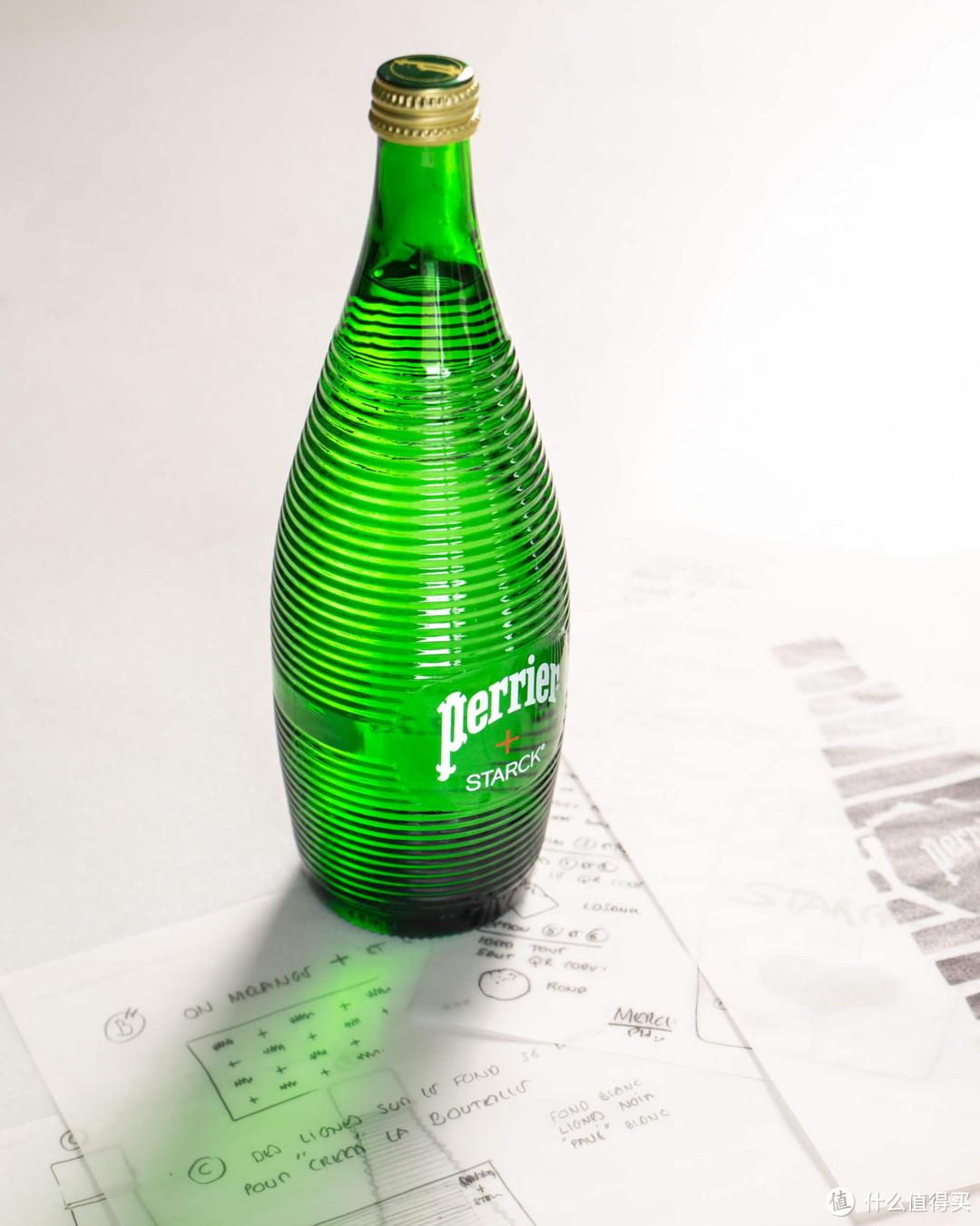 菲利普·斯塔克操刀设计：巴黎水推出160周年纪念款瓶型