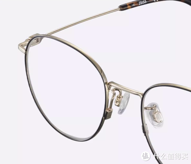 眼镜派丨超广角视野，美好“镜”收眼底，选框不妥协，颜值更加分。